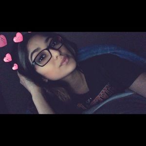 Meet your Posher, Mercedes